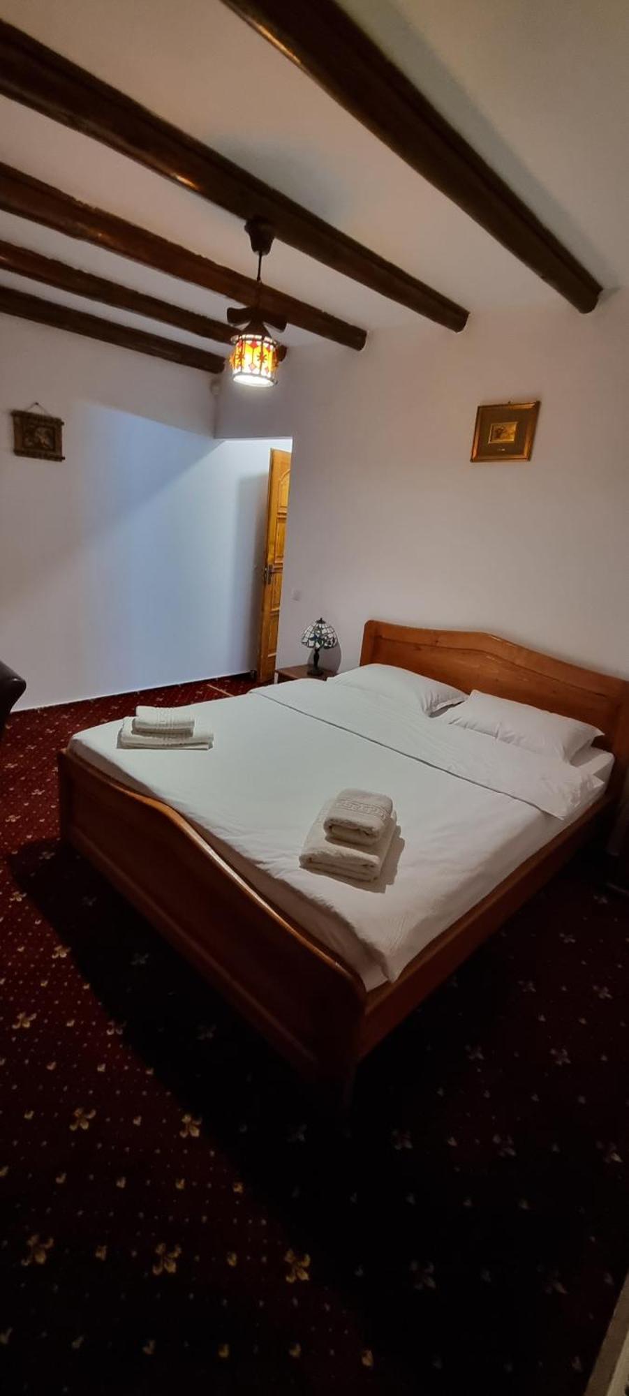 Casa Bondia Villa Paraul Rece Exteriör bild